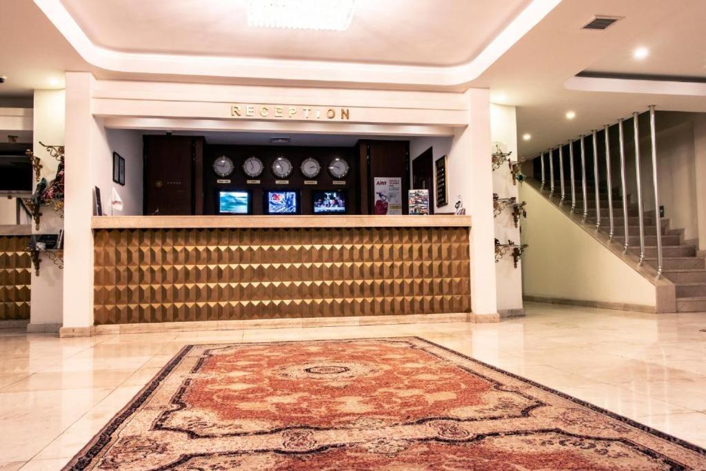 Hôtel Global Express à Baku Extérieur photo
